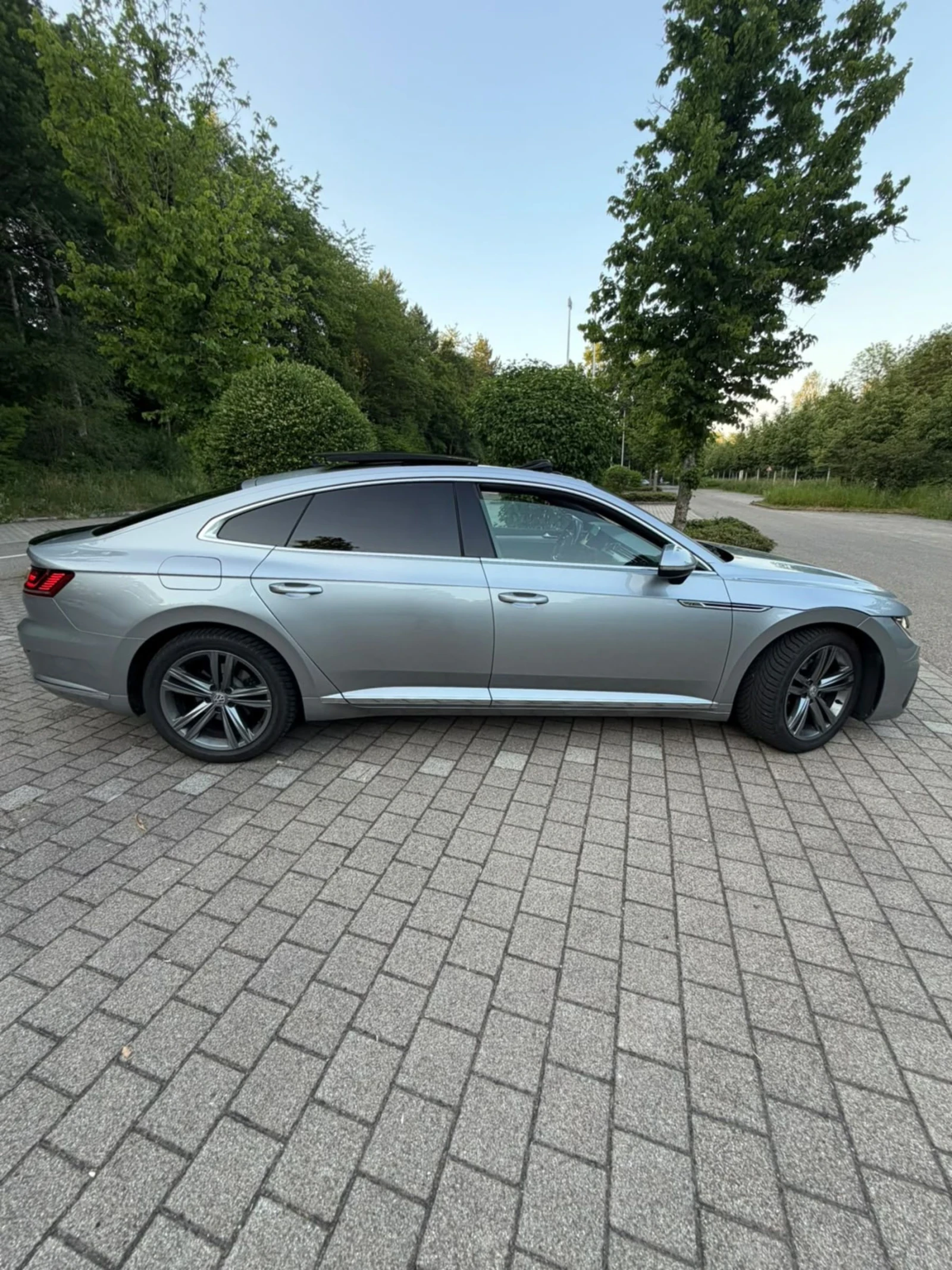 VW Arteon, снимка 4 - Автомобили и джипове - 54799233