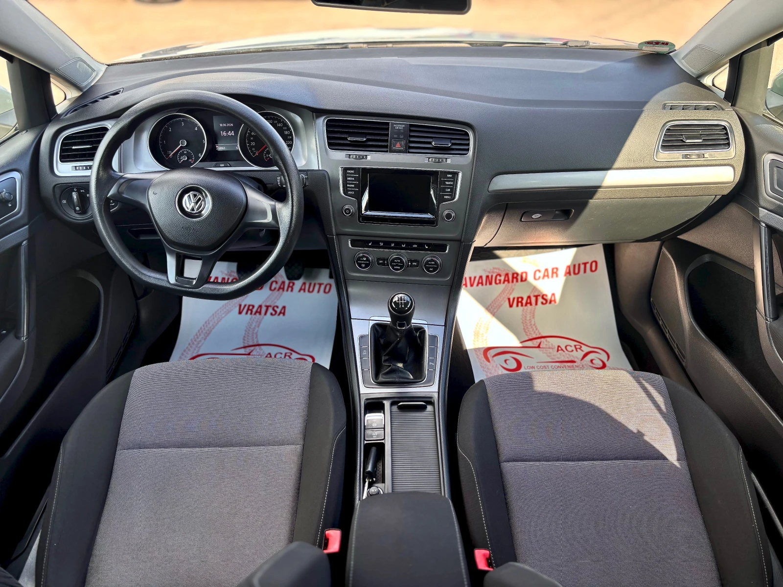 VW Golf, снимка 9 - Автомобили и джипове - 54972552
