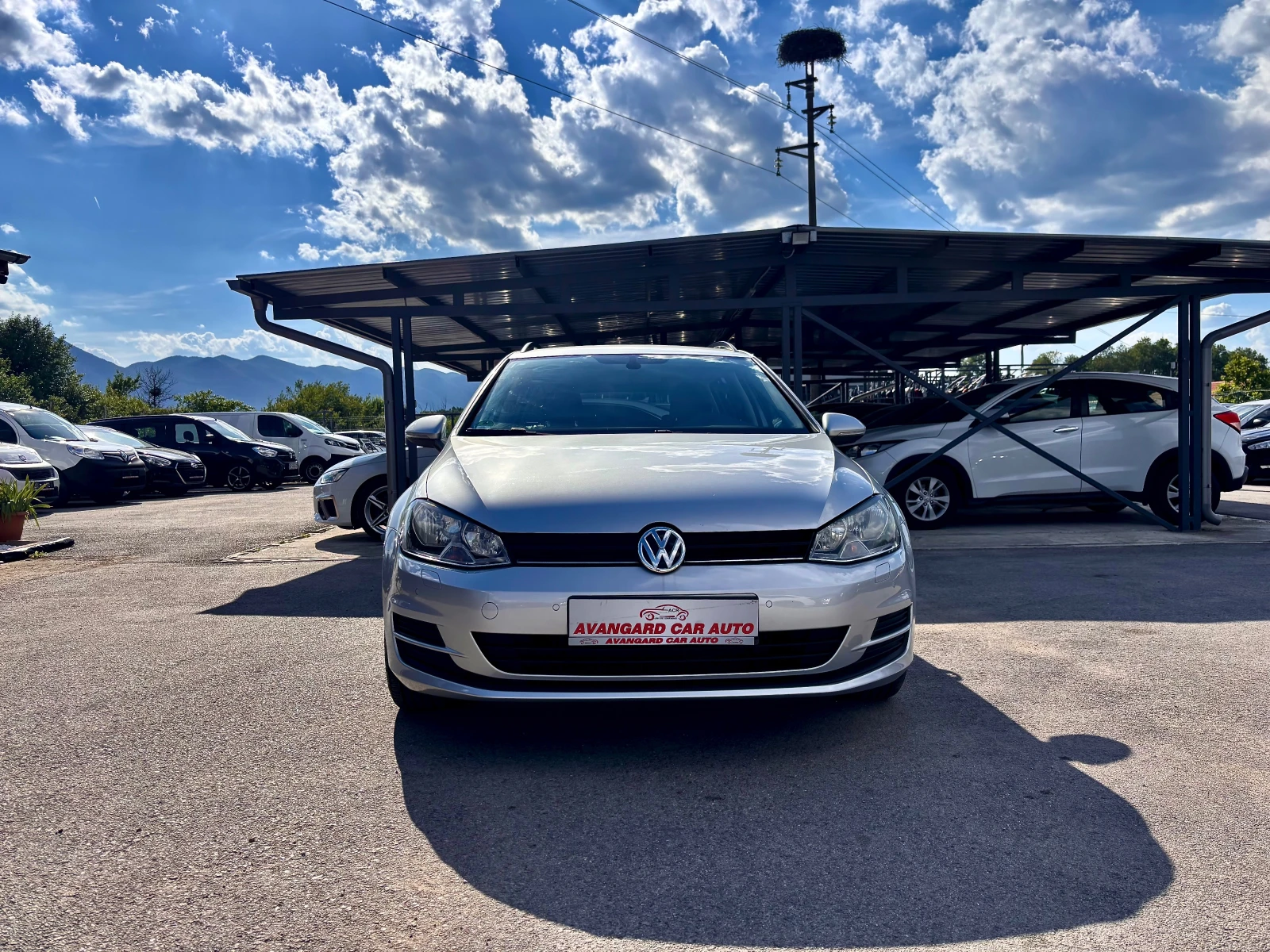 VW Golf, снимка 1 - Автомобили и джипове - 54972552