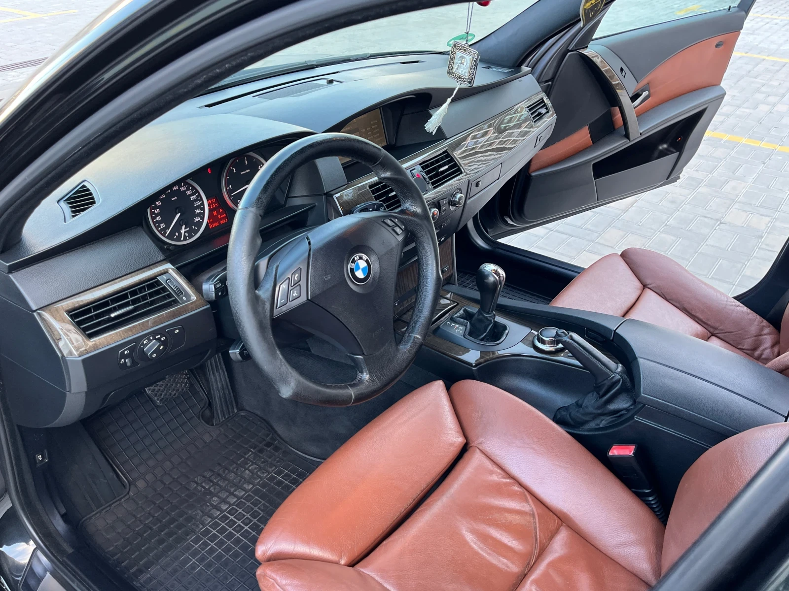 BMW 530 3.0D/231/MPACKET/START/STOP, снимка 11 - Автомобили и джипове - 55075172