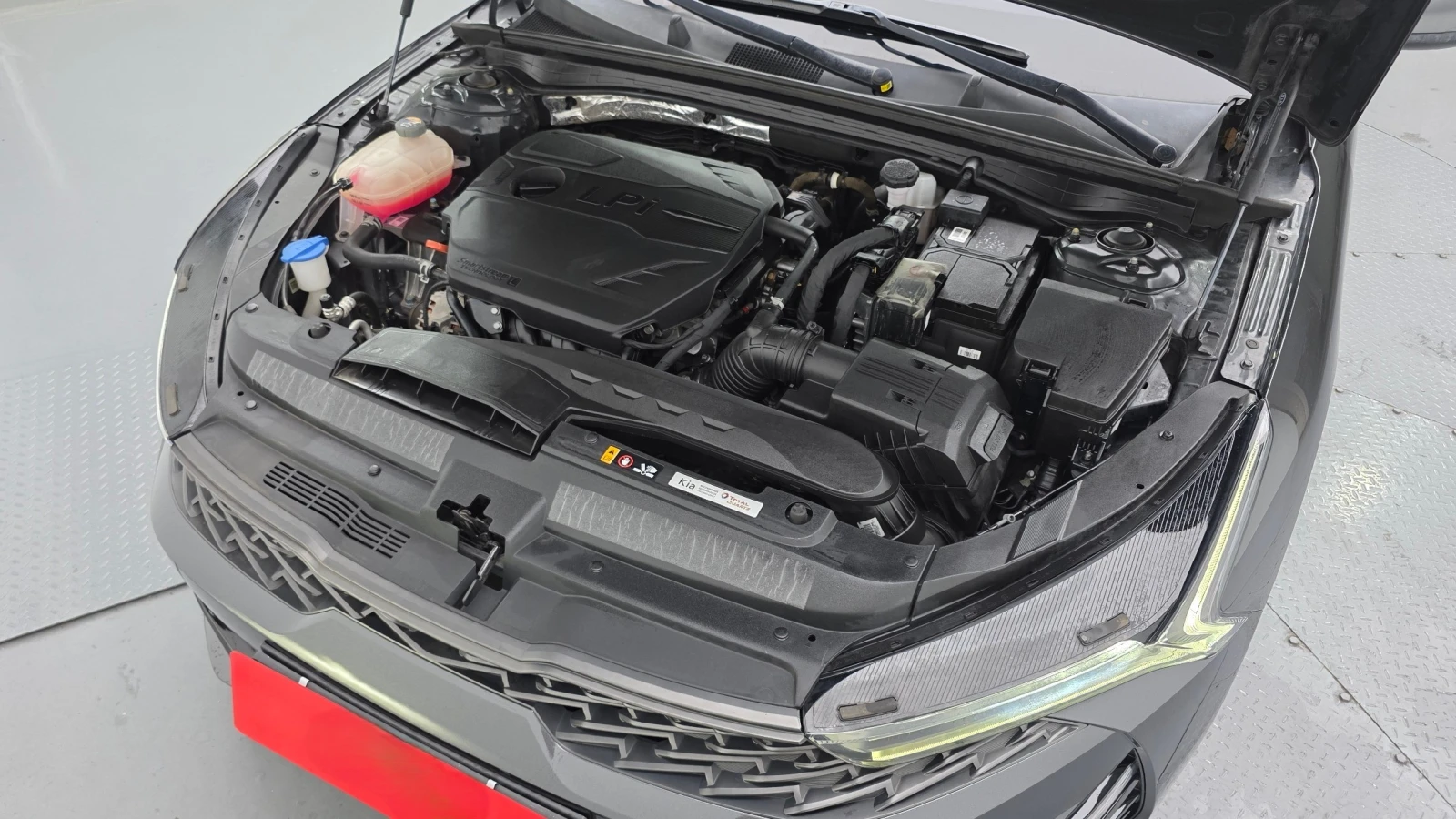 Kia K5 Фабрична Газ /Обдухване, снимка 5 - Автомобили и джипове - 55240765