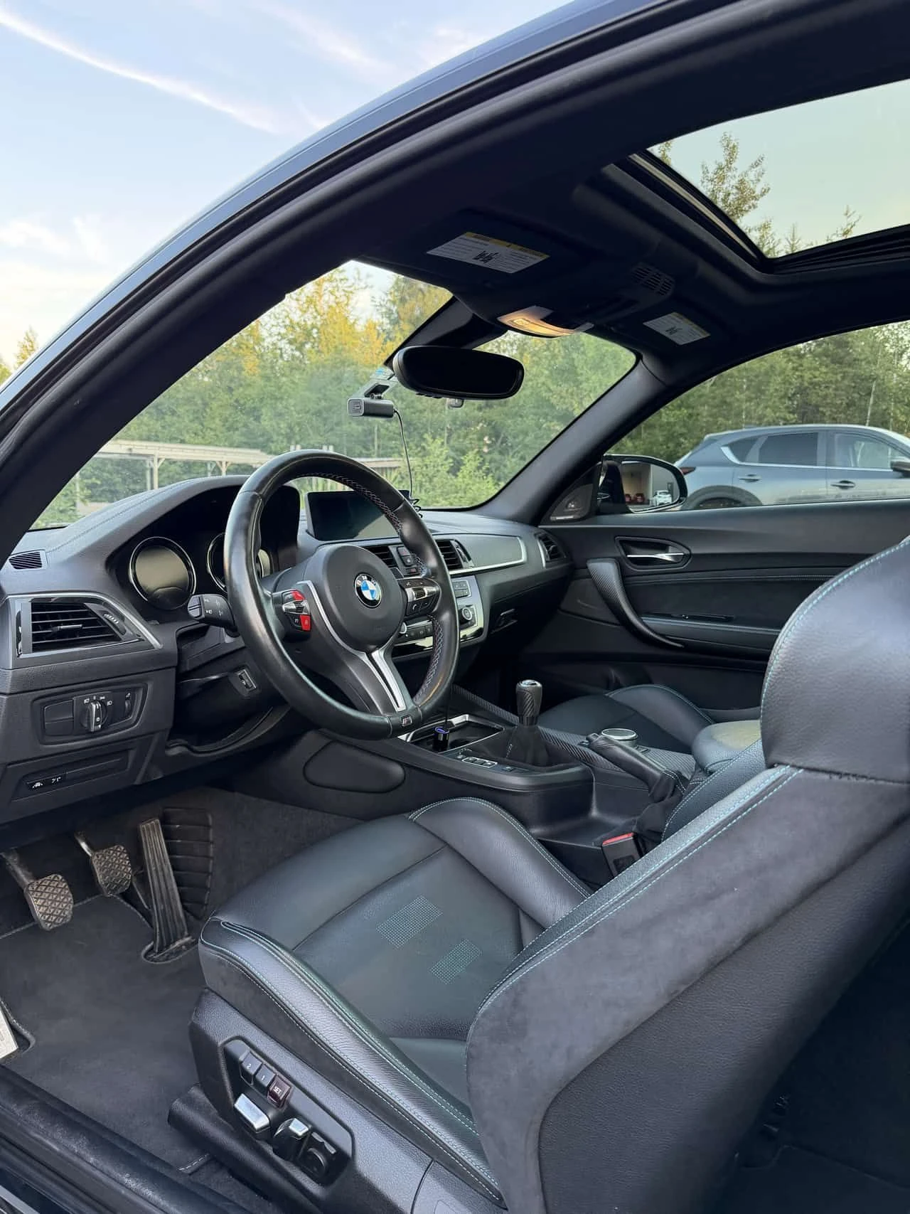 BMW M2 Competition  CARFAX | Mobile.bg � ����������� 5