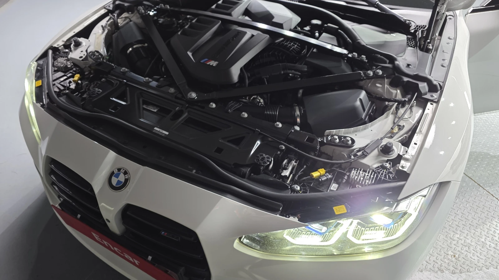 BMW M4 Competition M xDrive, снимка 17 - Автомобили и джипове - 55396355