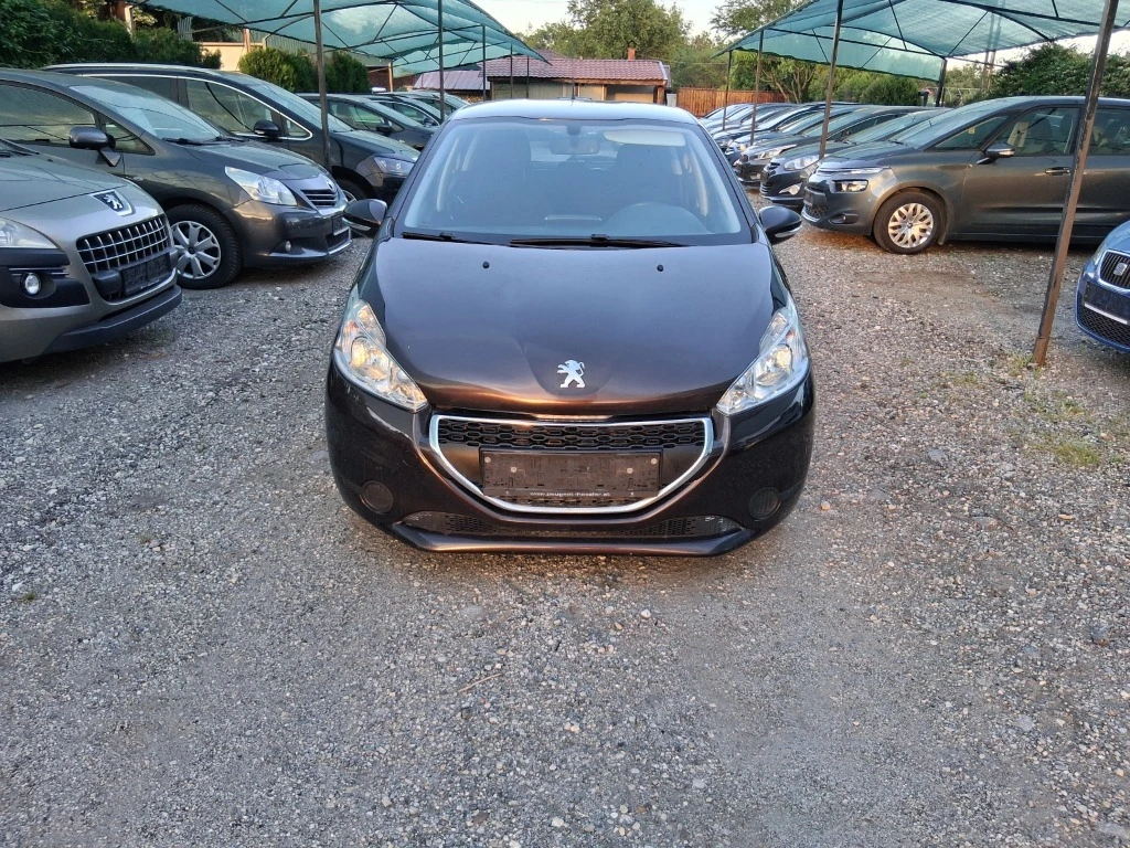 Peugeot 208, снимка 3 - Автомобили и джипове - 55501560