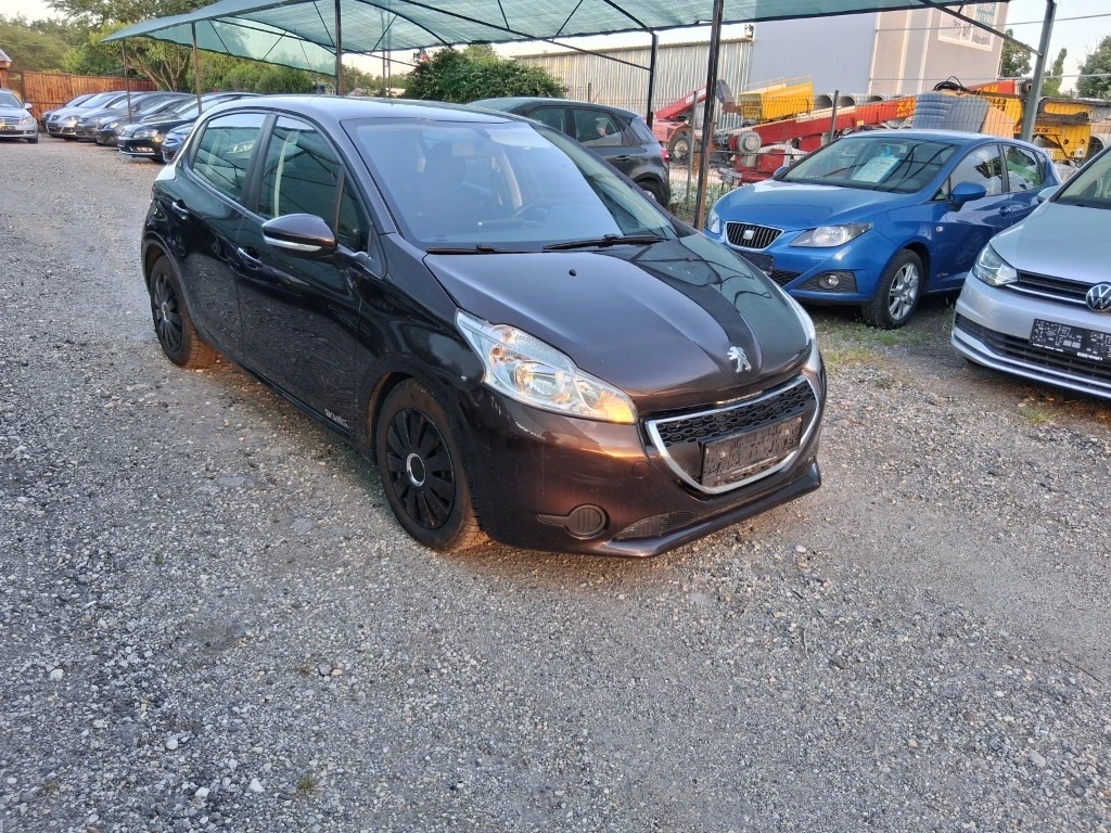Peugeot 208, снимка 2 - Автомобили и джипове - 55501560