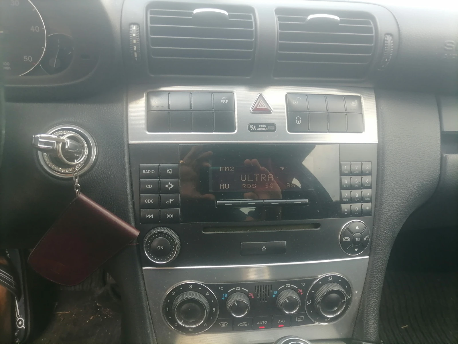 Mercedes-Benz CLC 200 SPORT, снимка 3 - Автомобили и джипове - 55597107
