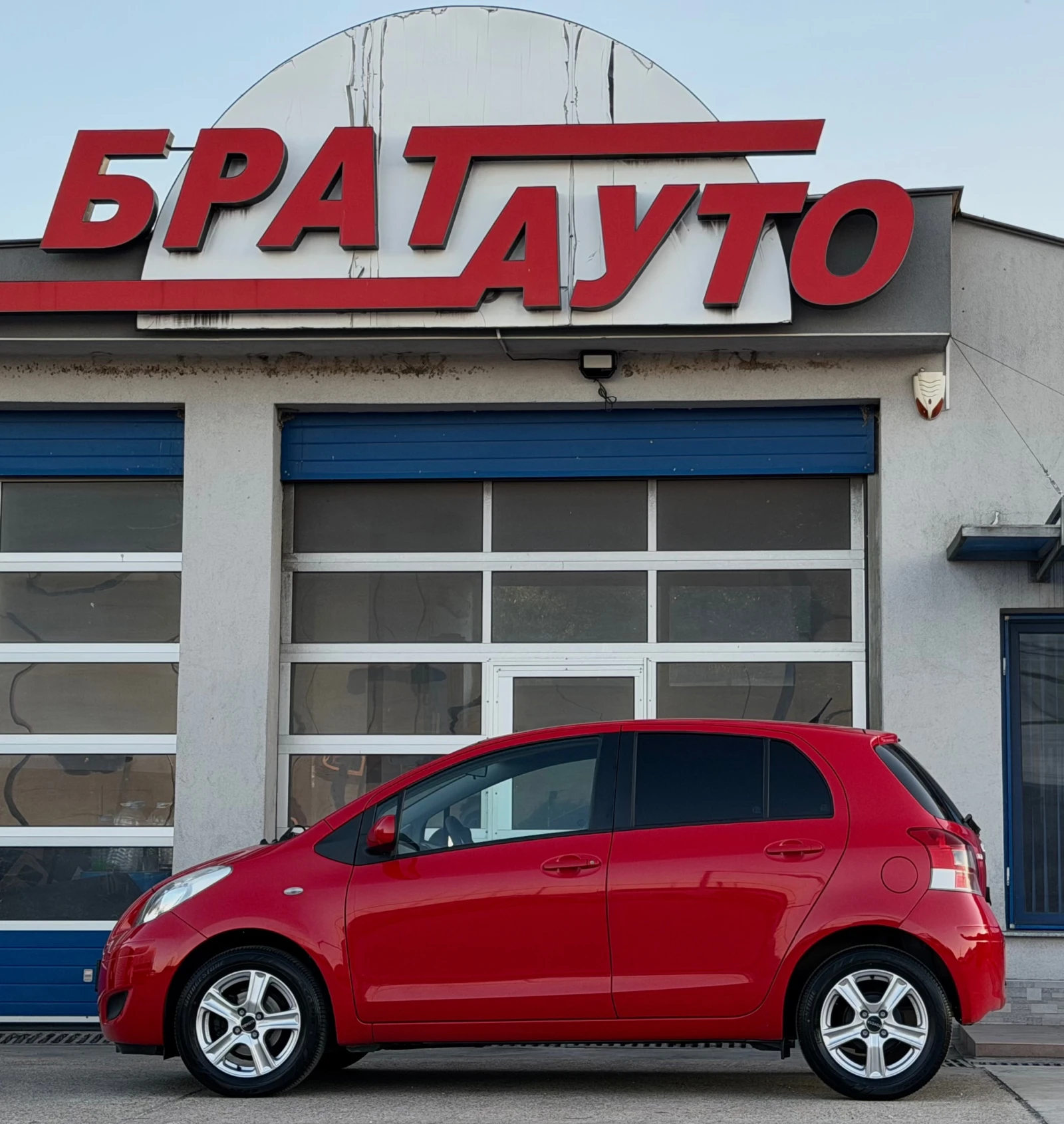 Toyota Yaris VVT-i/ЕВРО5/FACE-LIFT/112.000КМ/ЕДИН СОБСТВЕНИК/, снимка 7 - Автомобили и джипове - 55688545