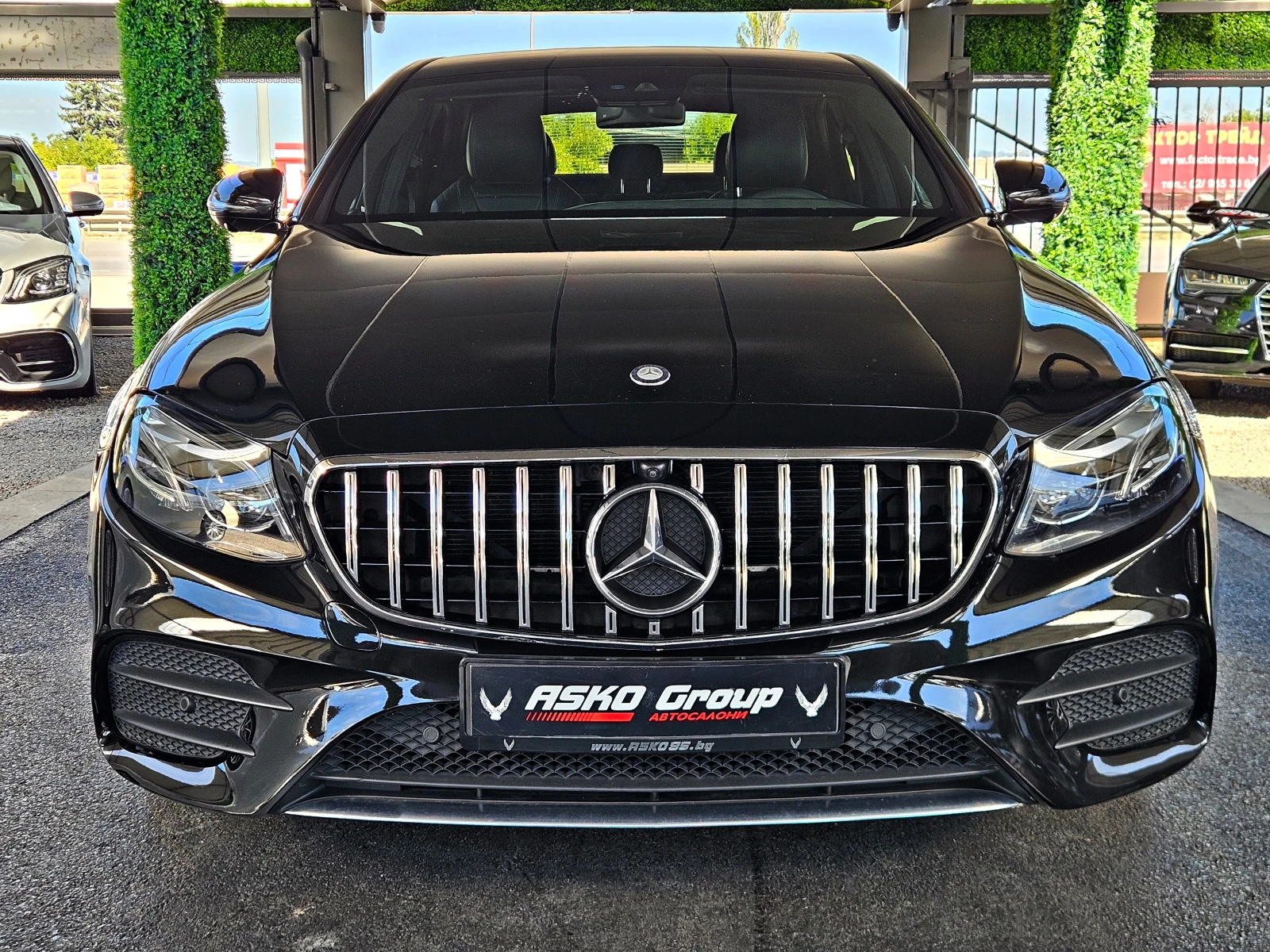 Mercedes-Benz E 220 AMG/GERMANY/360CAMERA/64xAMBIENT/BURMEST/ПОДГР/LIZ, снимка 2 - Автомобили и джипове - 56007464