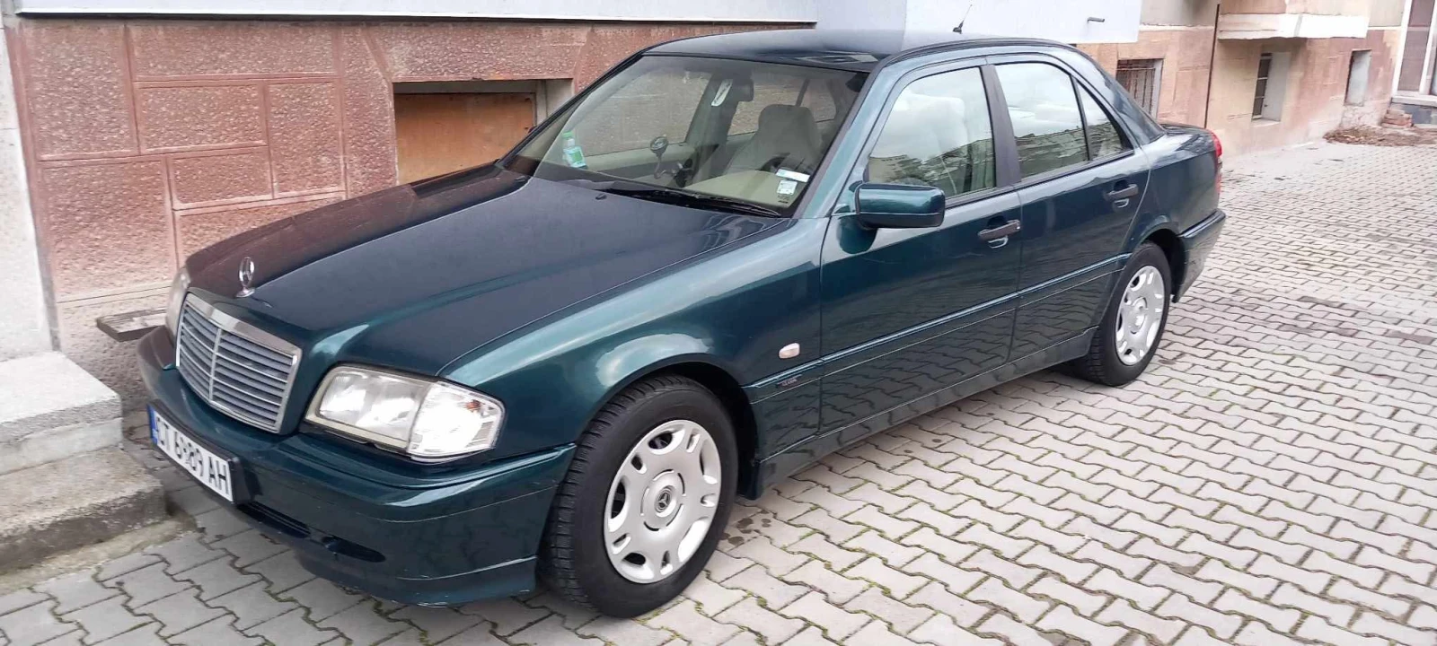 Mercedes-Benz C 250
