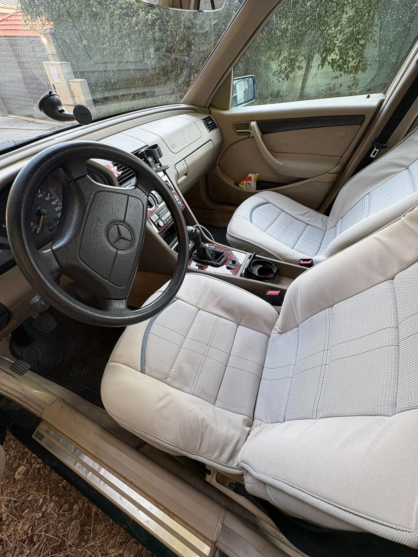 Mercedes-Benz C 250, снимка 3 - Автомобили и джипове - 56243290