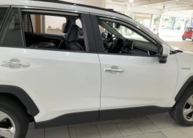 Toyota Rav4 2.5 Hybrid* СЕРВИЗНА КНИЖКА С ПЪЛНА ИСТОРИЯ, снимка 2