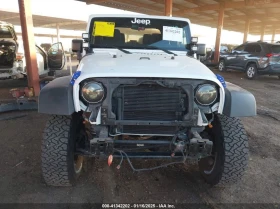 Jeep Wrangler 3.6L V-6 DOHC, VVT, 285HP 4X4 Drive, снимка 12