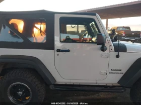 Jeep Wrangler 3.6L V-6 DOHC, VVT, 285HP 4X4 Drive, снимка 6