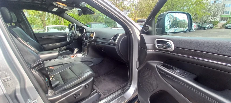 Jeep Grand cherokee Газ-Бензин, снимка 11 - Автомобили и джипове - 52522737