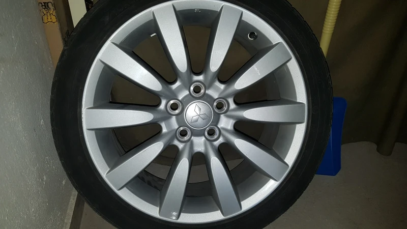 Mitsubishi Outlander, снимка 5 - Автомобили и джипове - 53138274