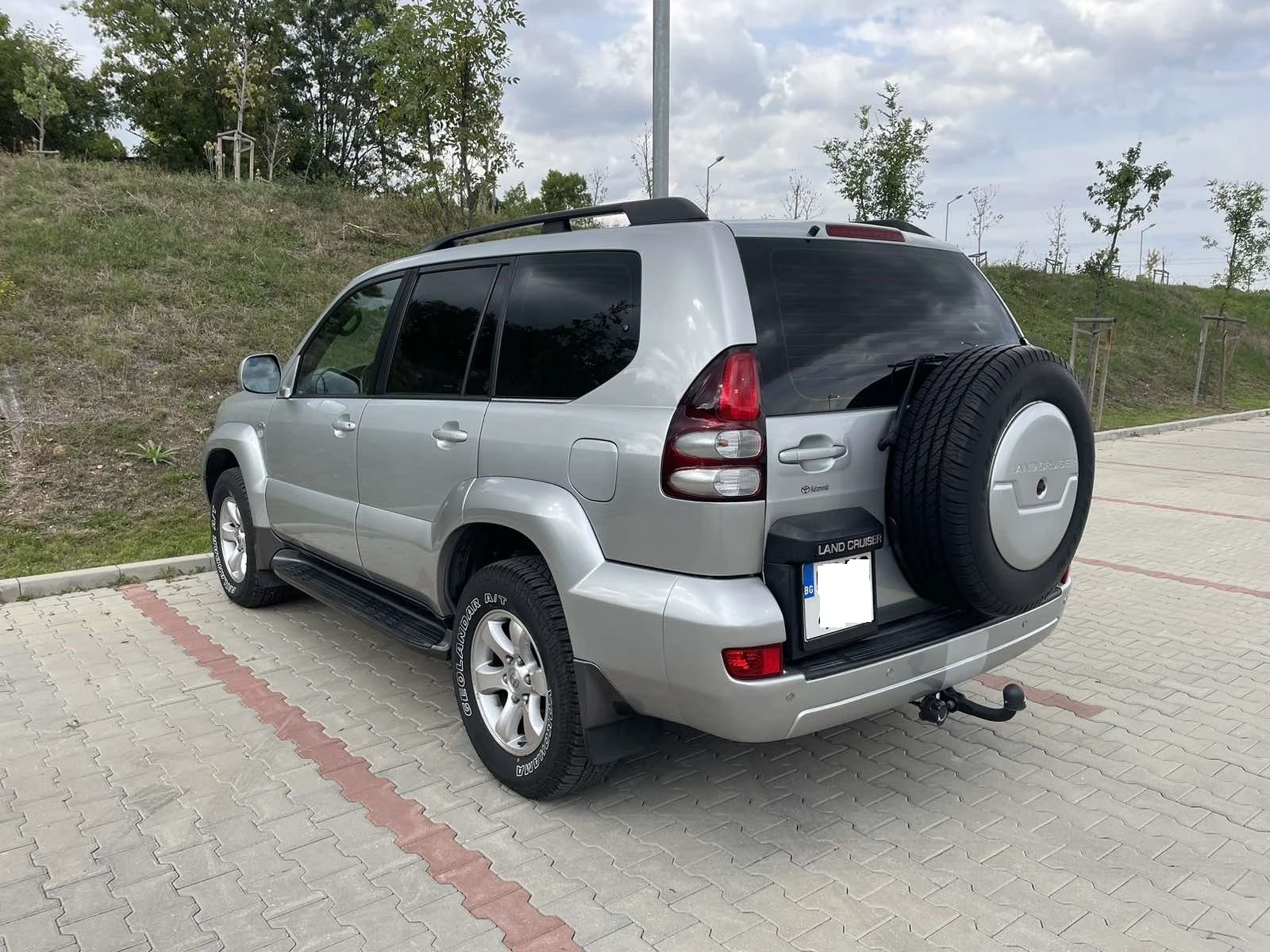 Toyota Land cruiser 3.0 D-4D Automatic - изображение 3