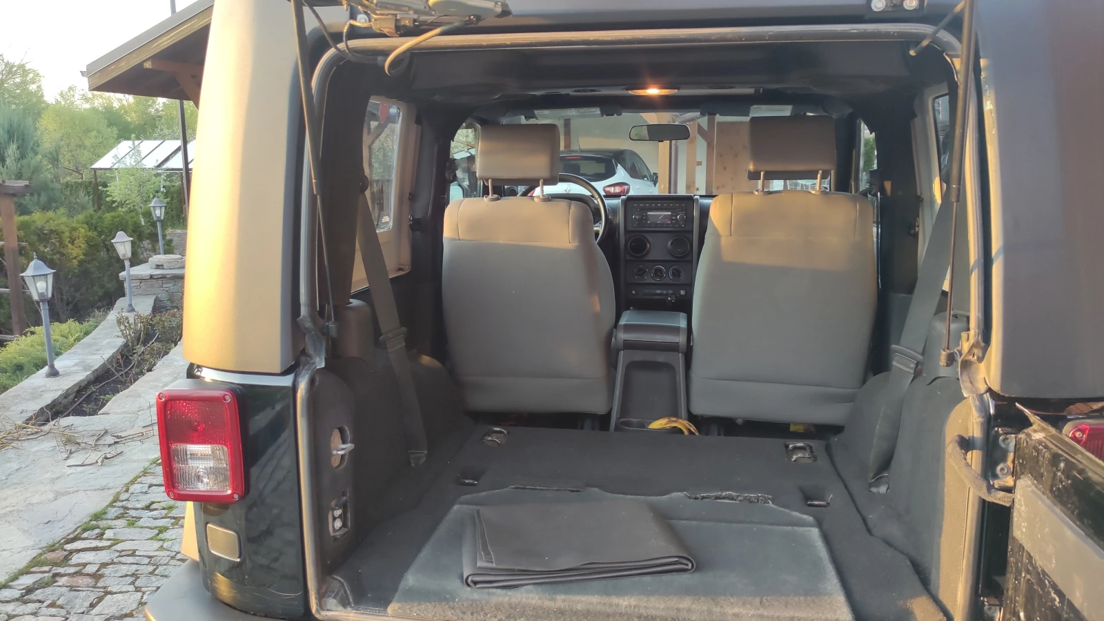 Jeep Wrangler  | Mobile.bg   13