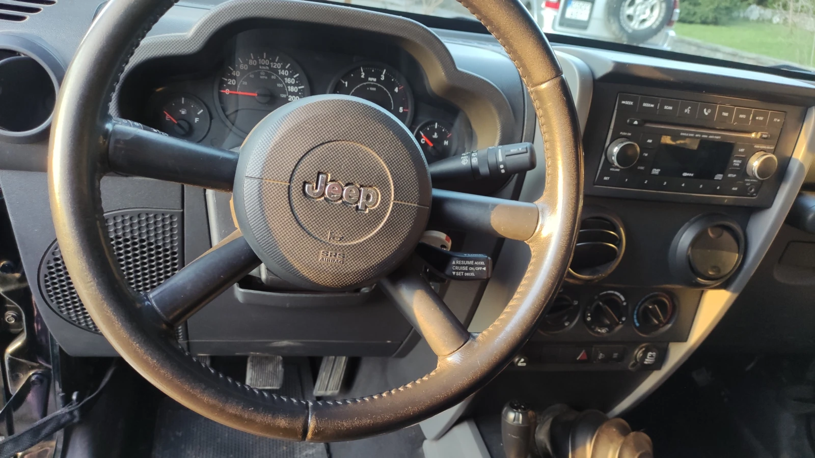 Jeep Wrangler  | Mobile.bg   12