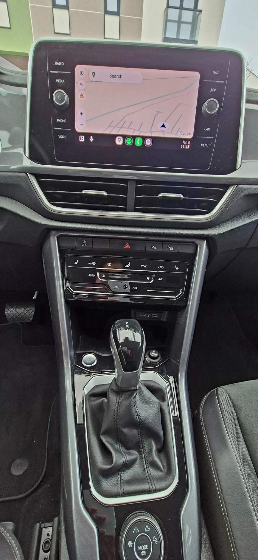 VW T-Roc Style 2.0 TSI OPF 4MOTION DSG - изображение 7