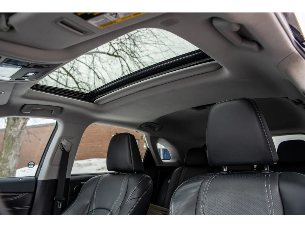 Lexus RX 350 Luxury/CARFAX/ШИБИДАХ/ПОДГРЕВИ/ОБДУХВАНЕ, снимка 12 - Автомобили и джипове - 53838405