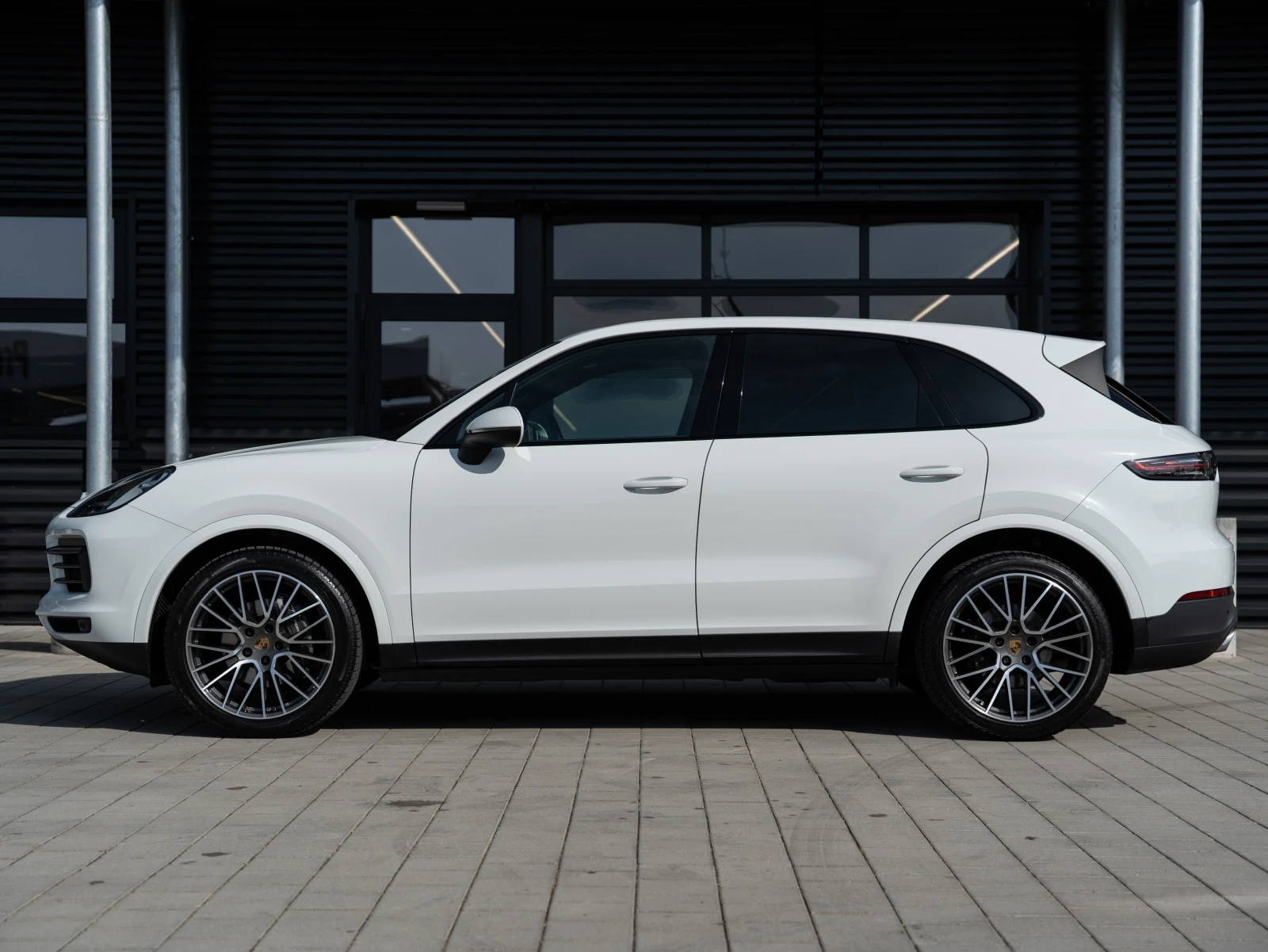Porsche Cayenne, снимка 2 - Автомобили и джипове - 53987103