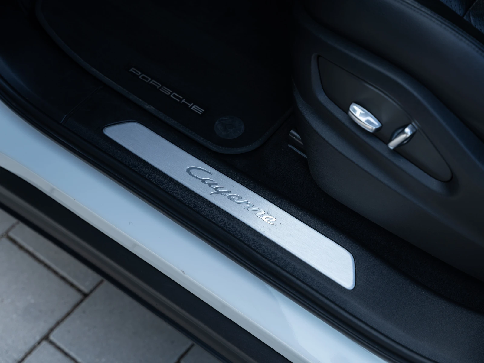 Porsche Cayenne, снимка 15 - Автомобили и джипове - 53987103