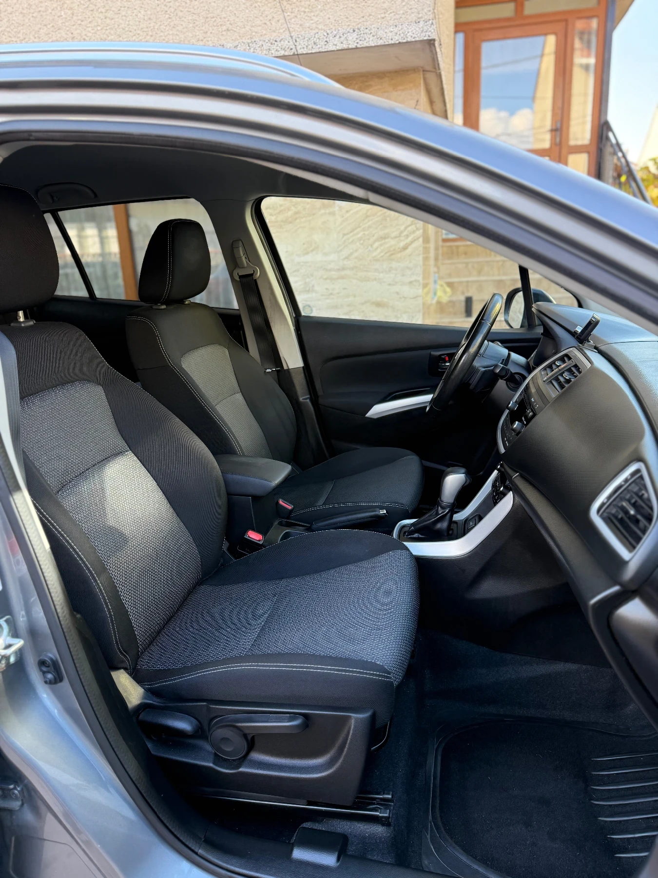 Suzuki SX4 S-Cross 1.6i-VVT 4WD ШВЕЙЦАРИЯ 100 % РЕАЛЕН ВИДЕО ЛИЗИНГ, снимка 11 - Автомобили и джипове - 54014259