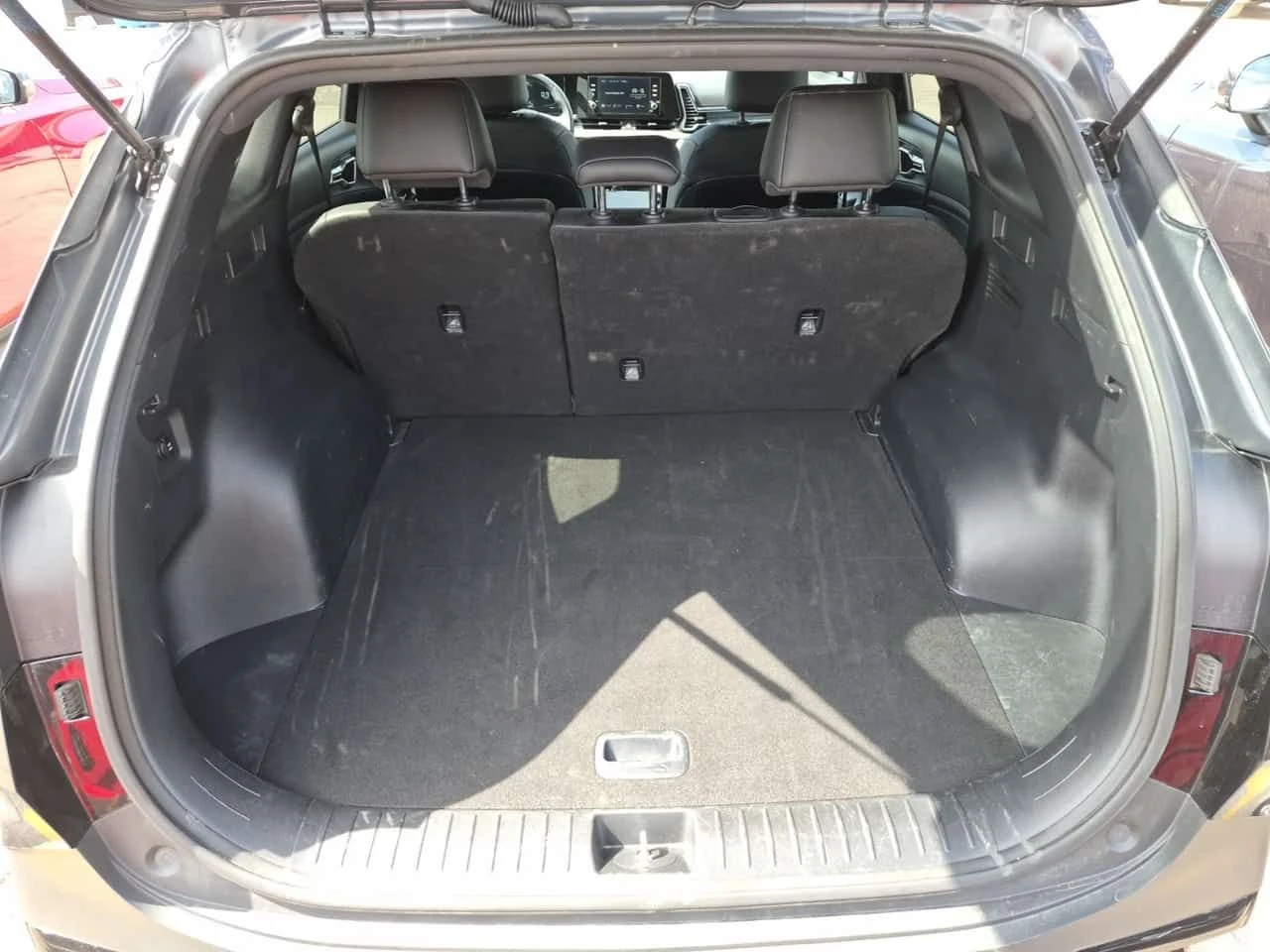 Kia Sportage * X LINE * ПОДГРЕВ* ПАНОРАМА* 360* , снимка 13 - Автомобили и джипове - 54472093