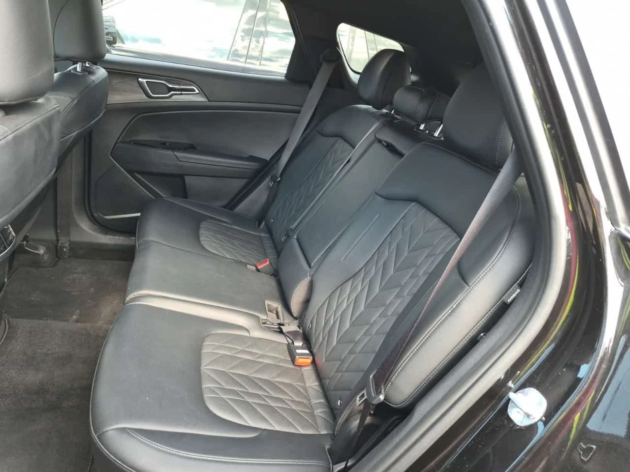 Kia Sportage * X LINE * ПОДГРЕВ* ПАНОРАМА* 360* , снимка 11 - Автомобили и джипове - 54472093