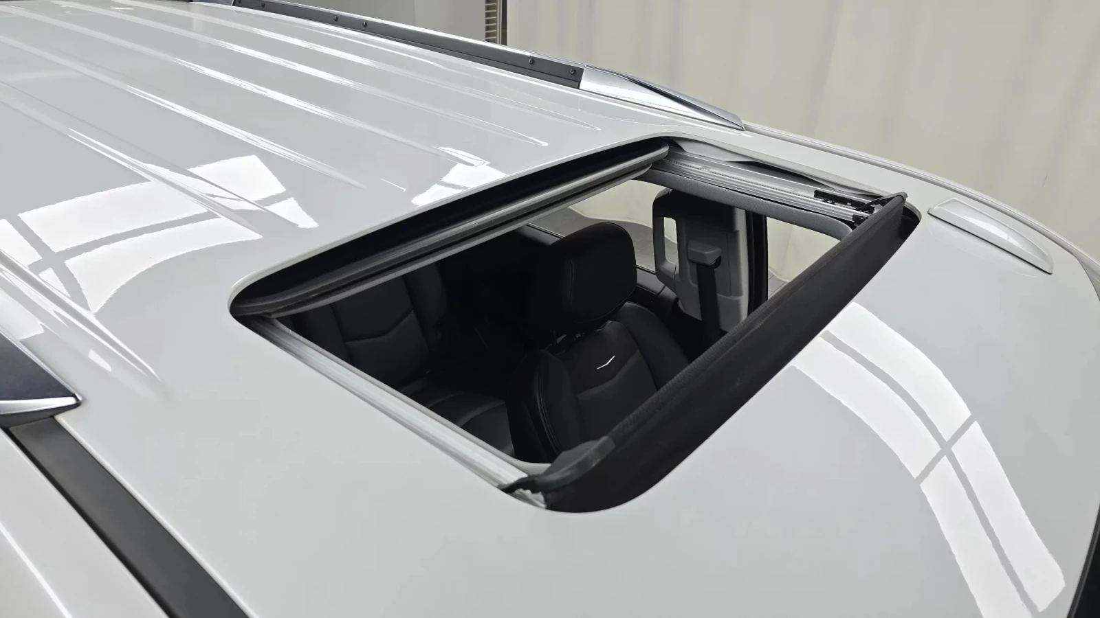Cadillac Escalade 6.2 4th Gen Cam360* DisTronic* Vented seat* , снимка 13 - Автомобили и джипове - 54666356