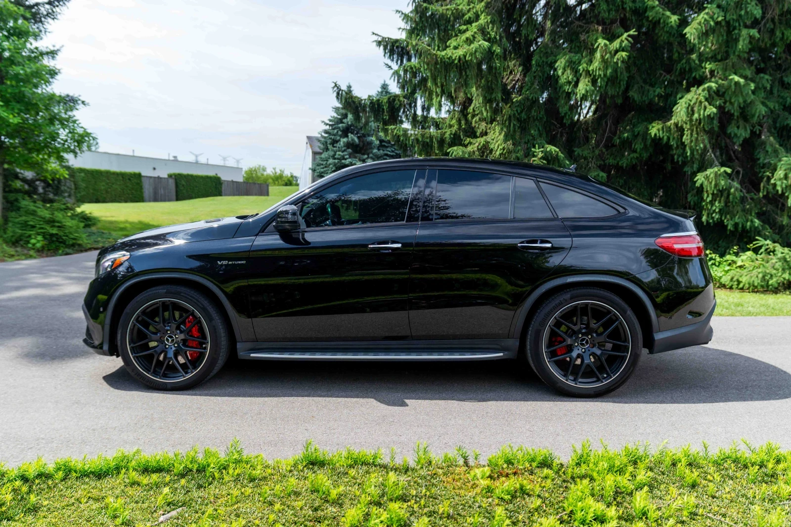 Mercedes-Benz GLE 63 S AMG COUPE * ДИСТРОНИК * ОБДУХВАНЕ * ПАНОРАМА * B&O, снимка 2 - Автомобили и джипове - 54935589