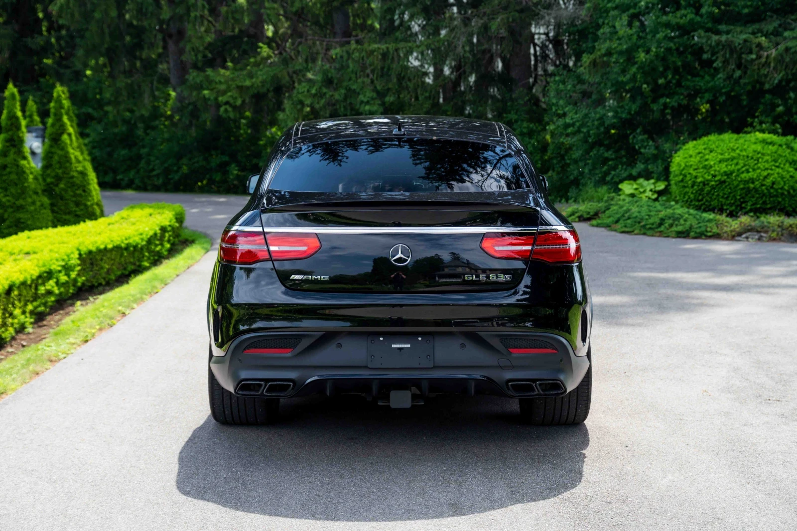 Mercedes-Benz GLE 63 S AMG COUPE * ДИСТРОНИК * ОБДУХВАНЕ * ПАНОРАМА * B&O, снимка 6 - Автомобили и джипове - 54935589