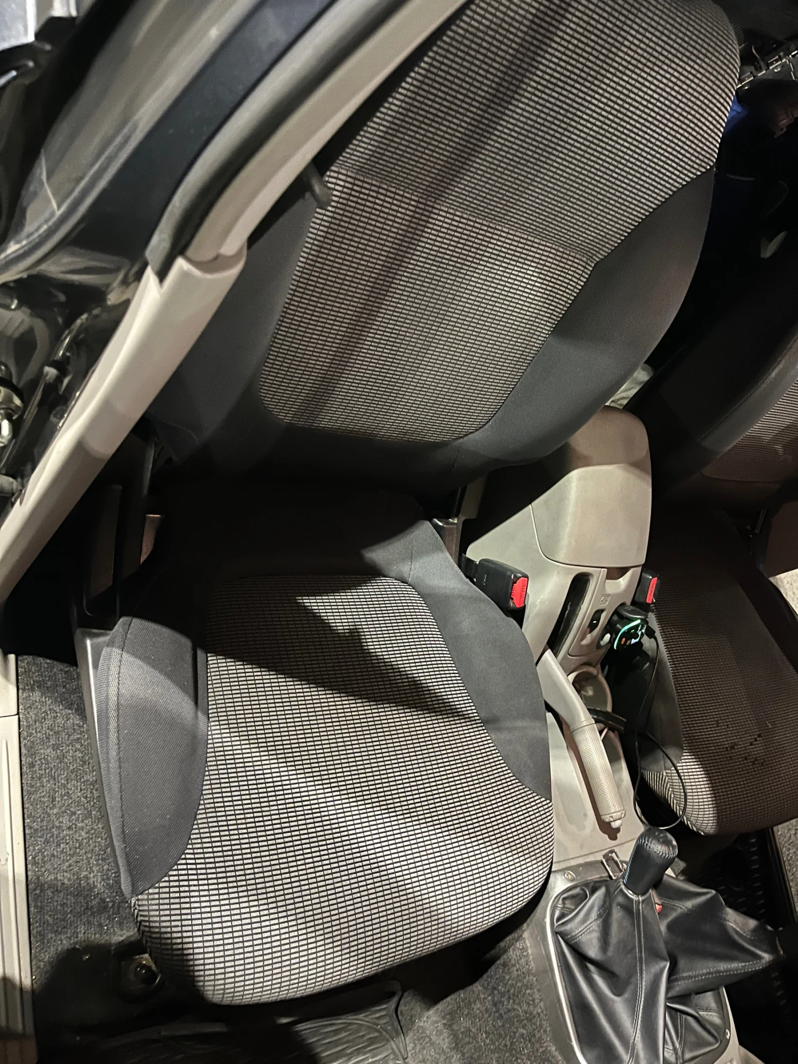 Mitsubishi L200, снимка 8 - Автомобили и джипове - 55747737