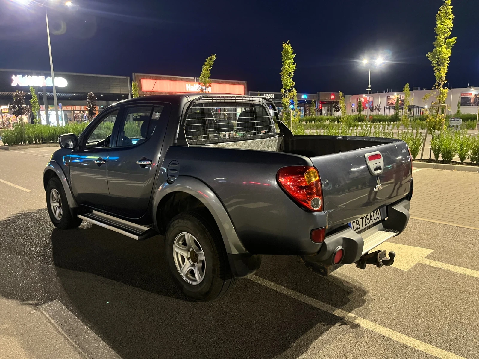 Mitsubishi L200, снимка 11 - Автомобили и джипове - 55747737