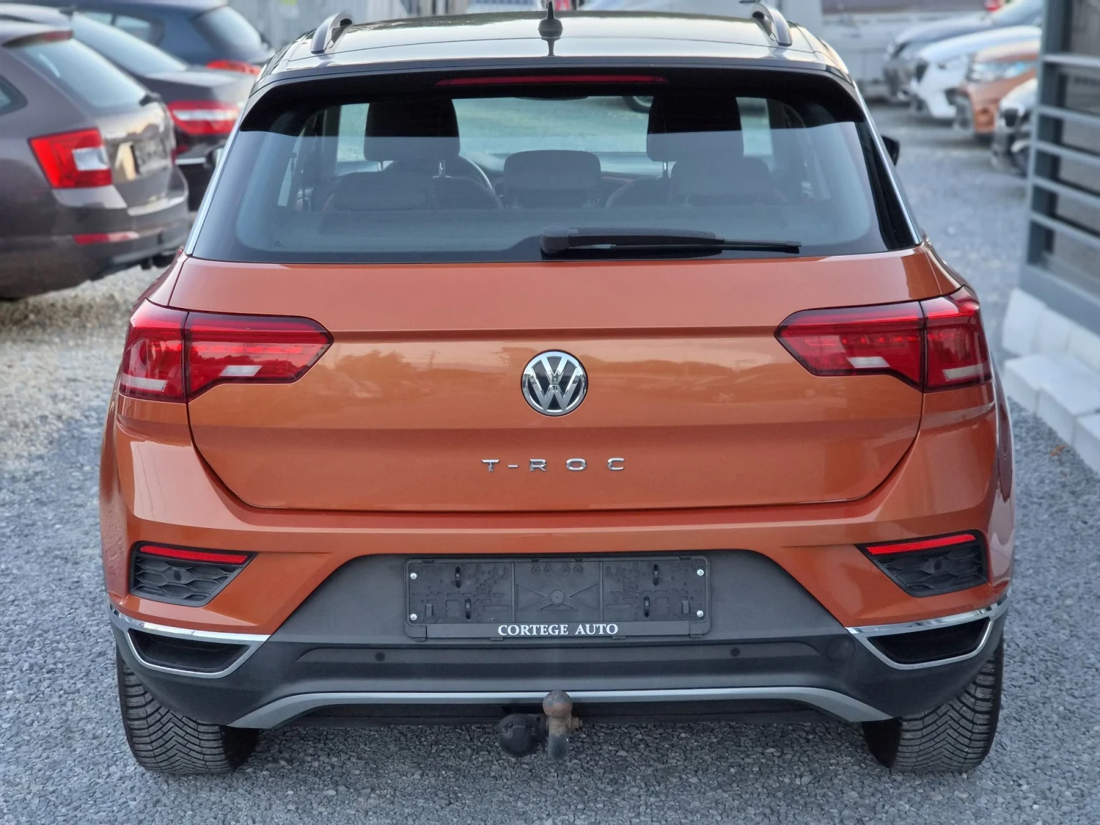 VW T-Roc 1.6TDI , снимка 17 - Автомобили и джипове - 56230384