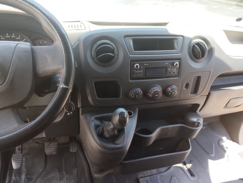 Renault Master, снимка 17 - Бусове и автобуси - 46957136