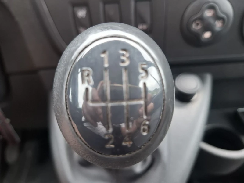 Renault Master 2.3dci, снимка 10 - Бусове и автобуси - 52059366