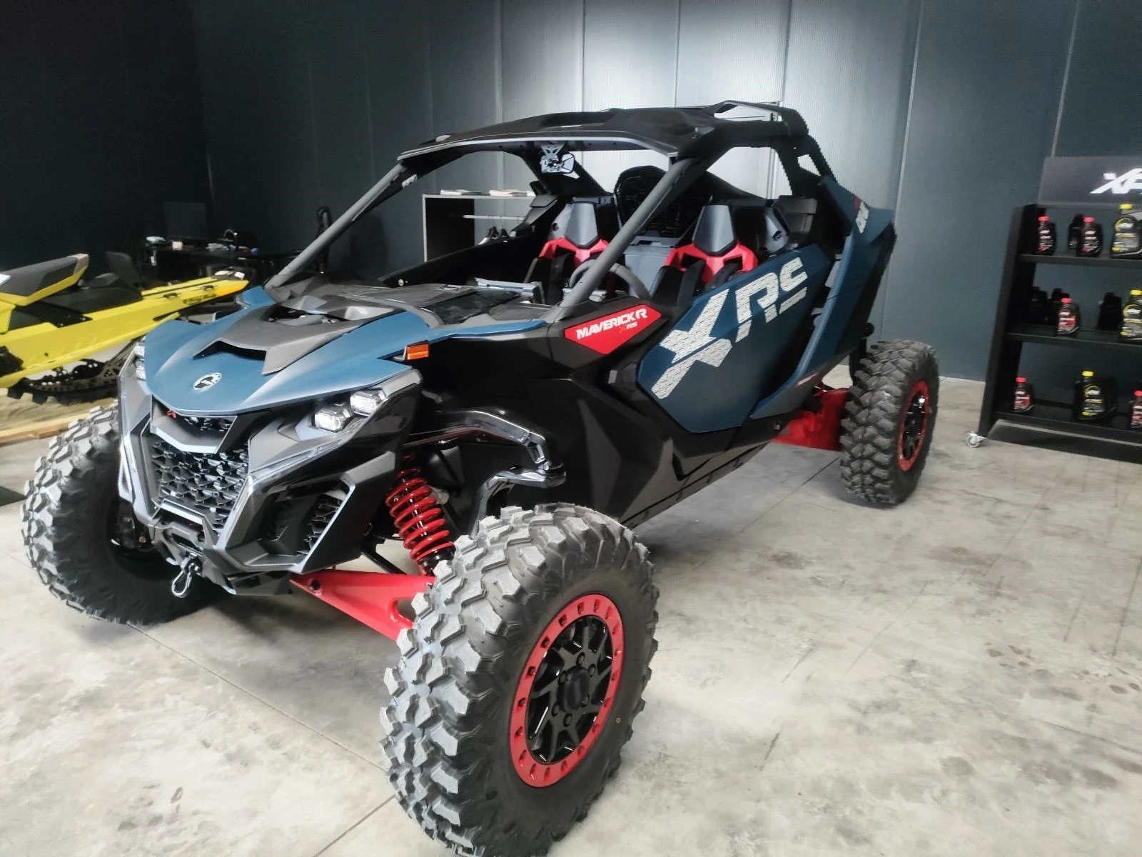 Can-Am Maverick R DCT 999 SAS (6JSK) 2025 - изображение 4