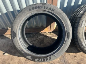 Гуми Летни 255/45R19, снимка 1 - Гуми и джанти - 48627917