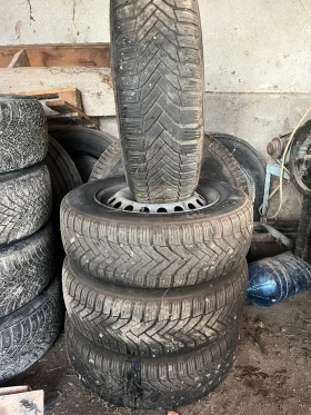 Гуми с джанти Michelin 195/65R15, снимка 3 - Гуми и джанти - 52901420