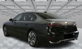 BMW i7 M60 xDrive = Shadow Line = Гаранция, снимка 2