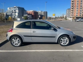 Renault Megane 1.6 БЕНЗИН РЕГИСТРИРАНА ОБСЛУЖЕНА БЕЗУПРЕЧНА ТОП, снимка 5