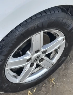 Hyundai I30 1.6 CRDi, комби с абсолютно всички екстри. | Auto.bg — изображение 9