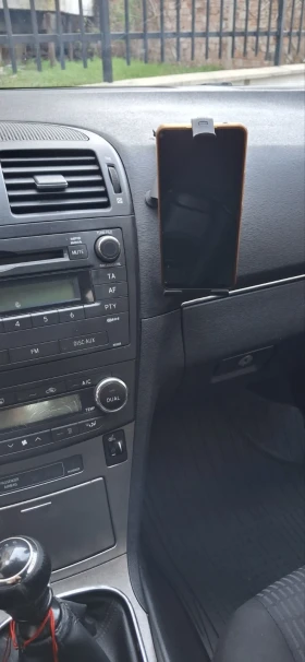 Toyota Avensis - 4500 € / 8801.24 лв. - 46948918 9