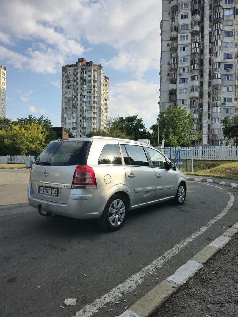 Opel Zafira 1.7CDTI, снимка 5 - Автомобили и джипове - 47109847