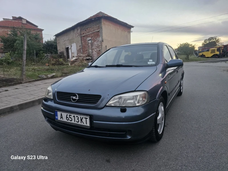 Opel Astra 1, 6 бензин , снимка 3 - Автомобили и джипове - 47303026