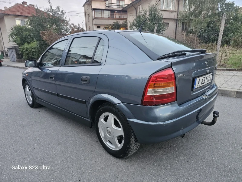 Opel Astra 1, 6 бензин , снимка 8 - Автомобили и джипове - 47303026