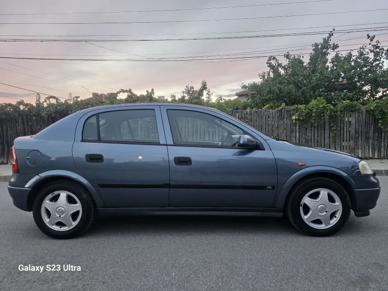 Opel Astra 1, 6 бензин , снимка 6 - Автомобили и джипове - 47303026