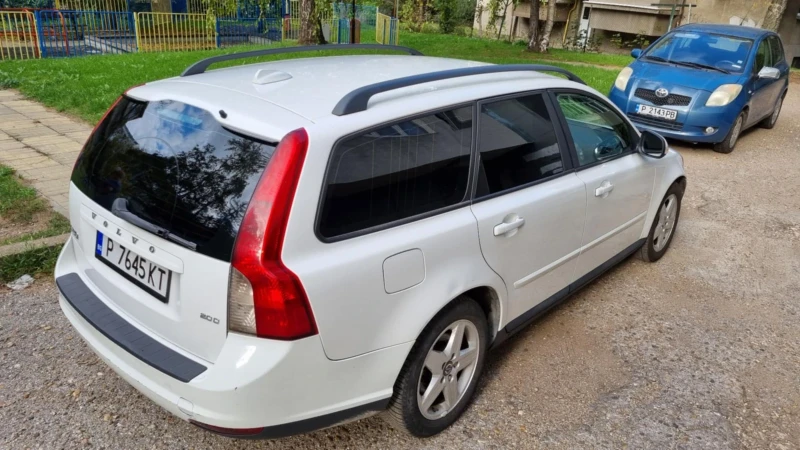 Volvo V50 2.0 D, снимка 4 - Автомобили и джипове - 47604779