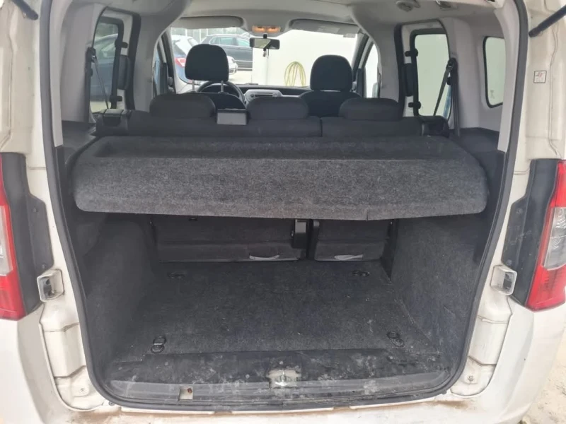 Fiat Qubo 1.3jtd---TREKKING, снимка 8 - Автомобили и джипове - 47840039